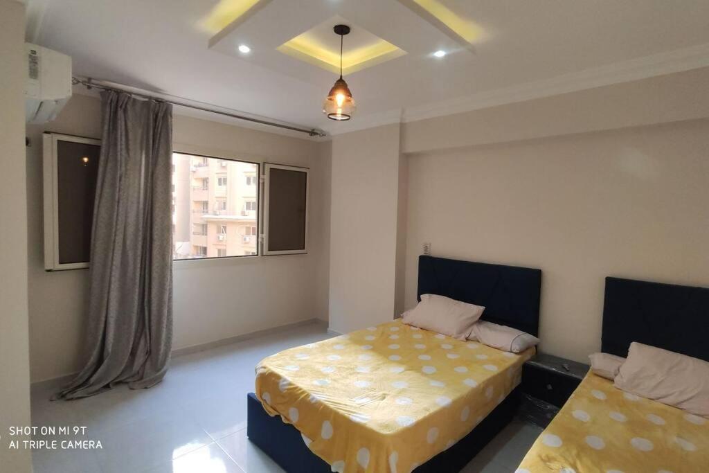 Apartment للإيجار المفروش المدد القصير بكمبوند سما القاهرة. *