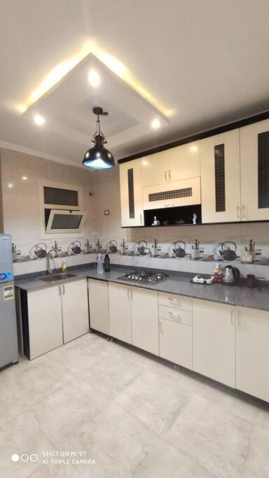 Apartment للإيجار المفروش المدد القصير بكمبوند سما القاهرة.